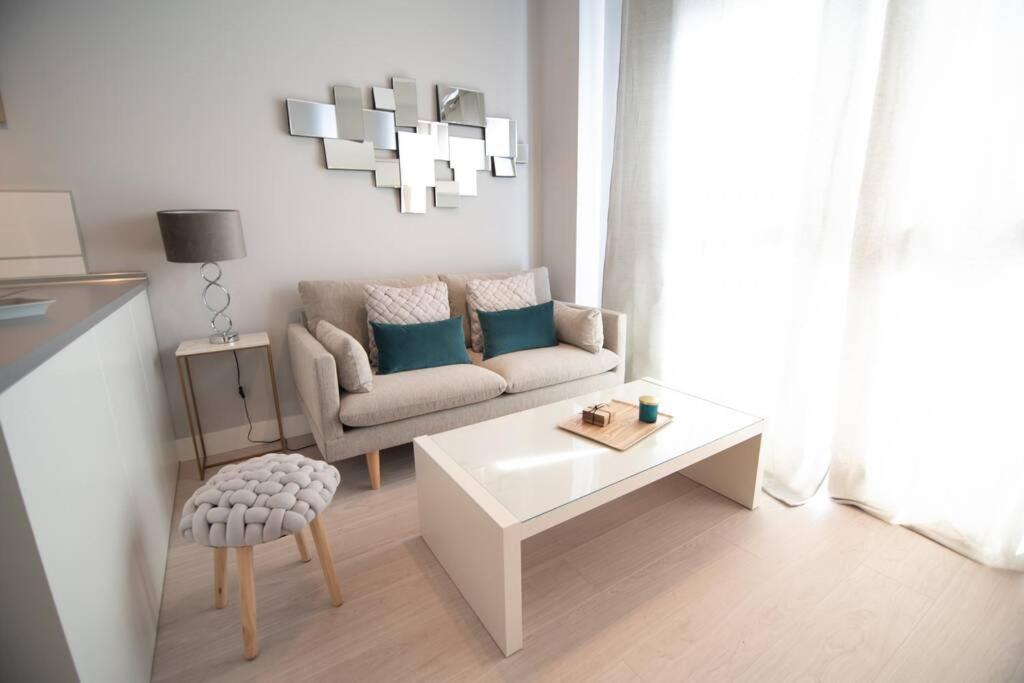 For You Rentals Beautiful Apartment Temporal Santiago Bernabeu Jmc5 Madrid Bagian luar foto