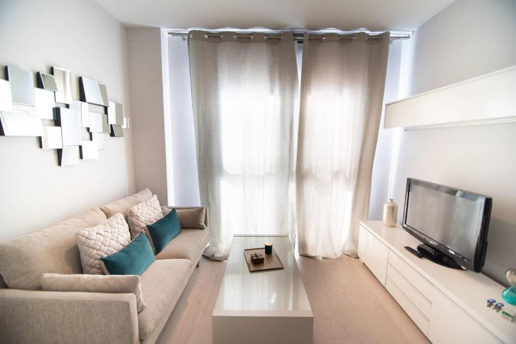 For You Rentals Beautiful Apartment Temporal Santiago Bernabeu Jmc5 Madrid Bagian luar foto